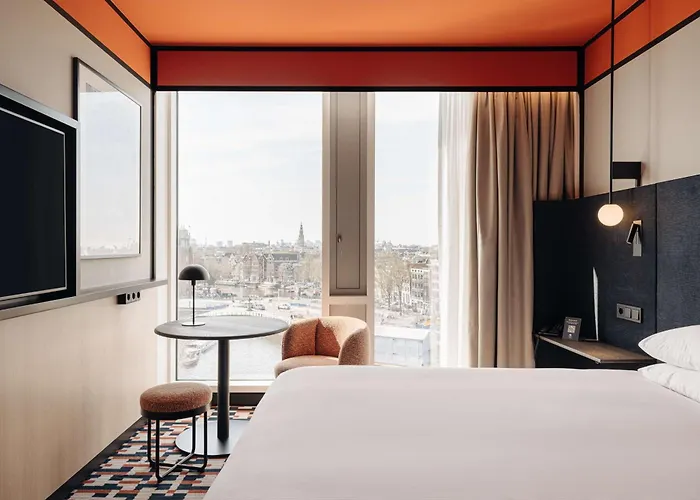 Отель Doubletree By Hilton Station Амстердам