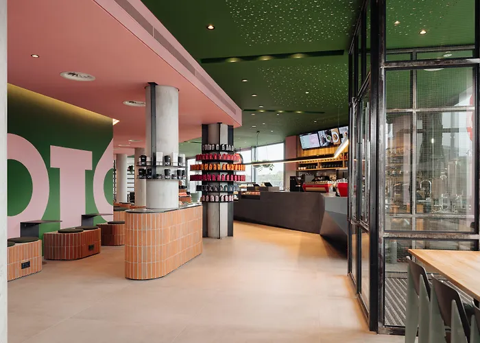 Doubletree By Hilton Station Амстердам