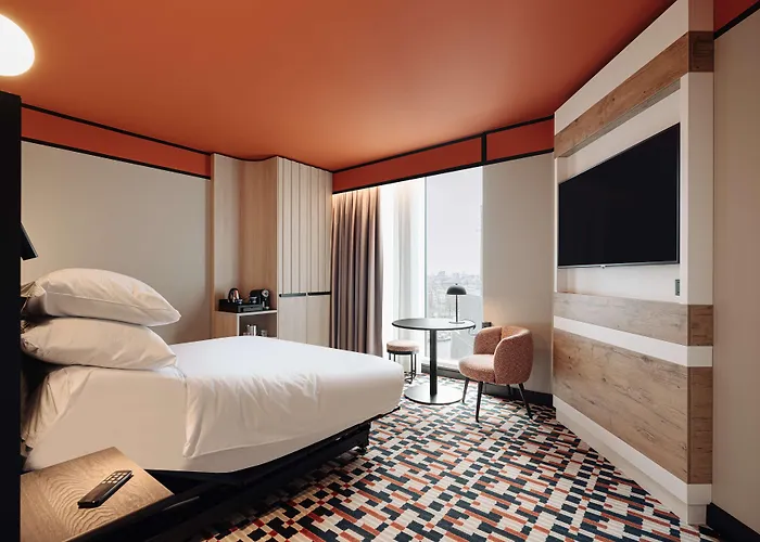 Doubletree By Hilton Station Амстердам