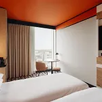 Отель Doubletree By Hilton Station 4*