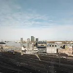 Отель Doubletree By Hilton Station Амстердам