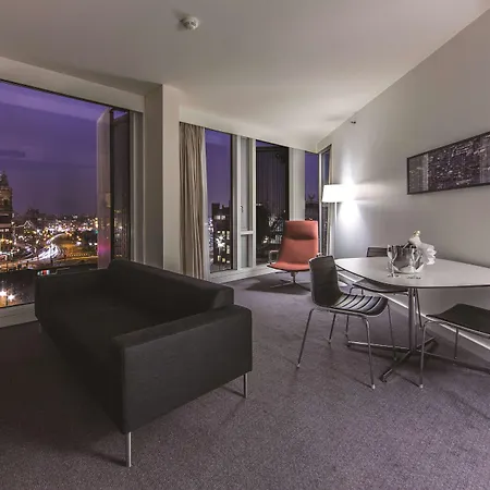 더블트리 바이 힐튼 센트랄 스테이션 4*