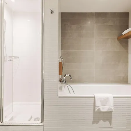 Hotel Doubletree By Hilton Station Amsterdam