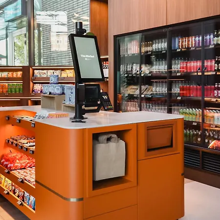 Doubletree By Hilton Station Amsterdam