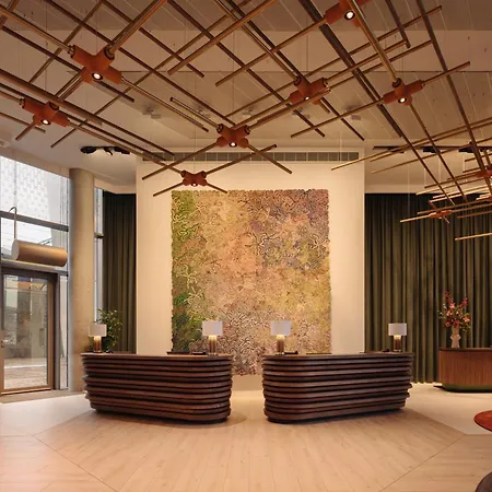 더블트리 바이 힐튼 센트랄 스테이션 4*