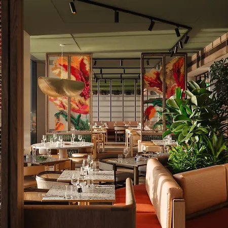 더블트리 바이 힐튼 센트랄 스테이션 4* 암스테르담