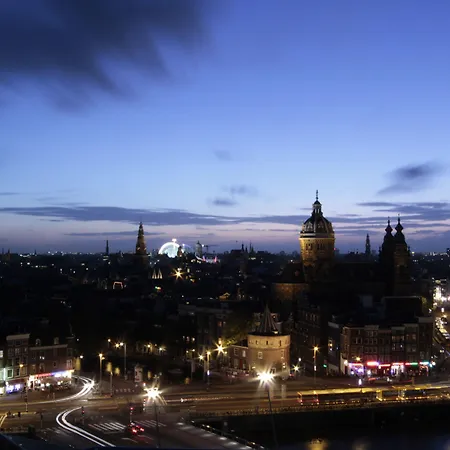 더블트리 바이 힐튼 센트랄 스테이션 호텔 4*