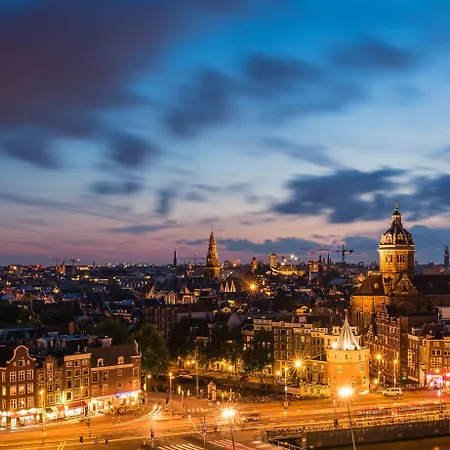 더블트리 바이 힐튼 센트랄 스테이션