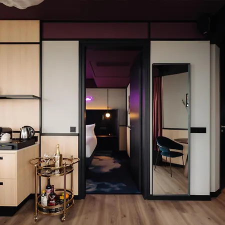 Hotel Doubletree By Hilton Station Amsterdam