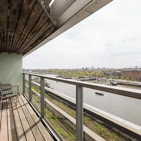 阿姆斯特丹中央车站希尔顿逸林酒店 4* 阿姆斯特丹