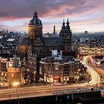 Hotel Doubletree By Hilton Station Amsterdam