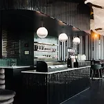 Doubletree By Hilton Station Hotel 4*