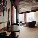 Hotel Doubletree By Hilton Station