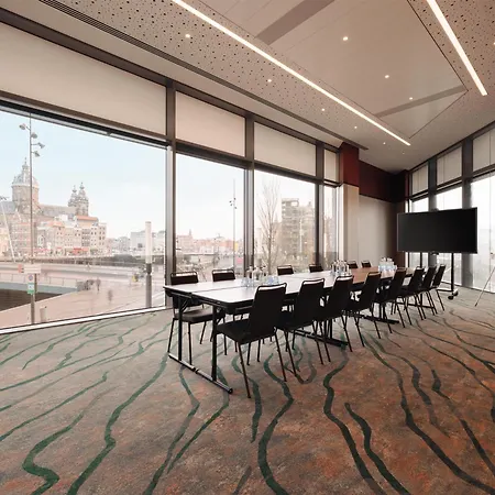 Hotel Doubletree By Hilton Station Amsterdam