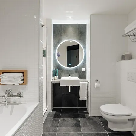 Otel Doubletree By Hilton Station 4*