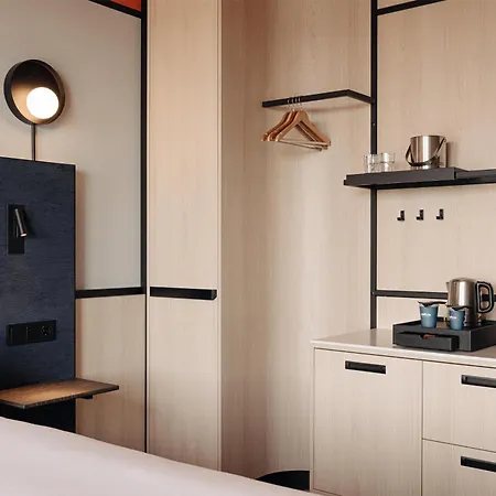 Hotel Doubletree By Hilton Station Amsterdam