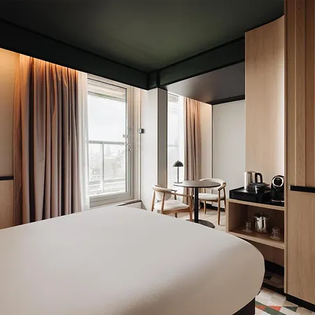 Otel Doubletree By Hilton Station Amsterdam