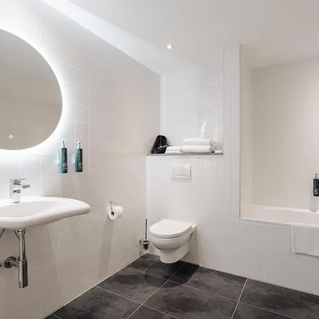 Hotel Doubletree By Hilton Station 4*