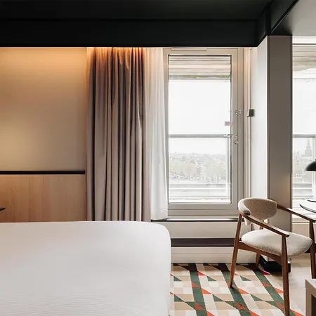 Doubletree By Hilton Station 4* Amsterdam