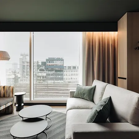 Doubletree By Hilton Station Hotel Amsterdam