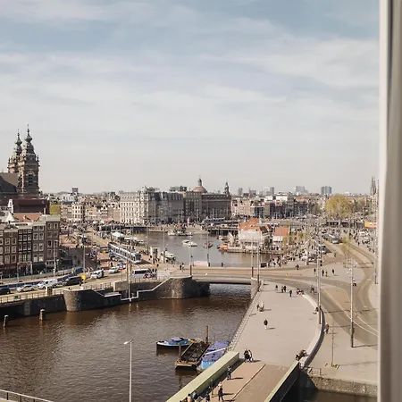 Hotel Doubletree By Hilton Station Amsterdam