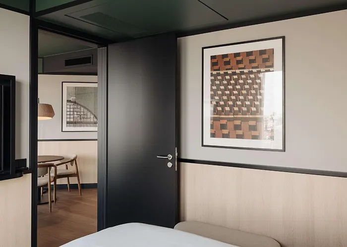 Hotel Doubletree By Hilton Station Ámsterdam