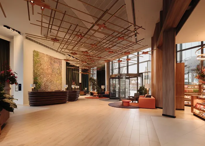 Doubletree By Hilton Station Hotel