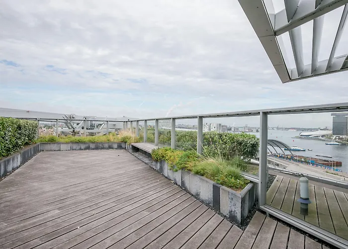 Doubletree By Hilton Station Hotel