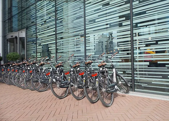 Doubletree By Hilton Station 4*