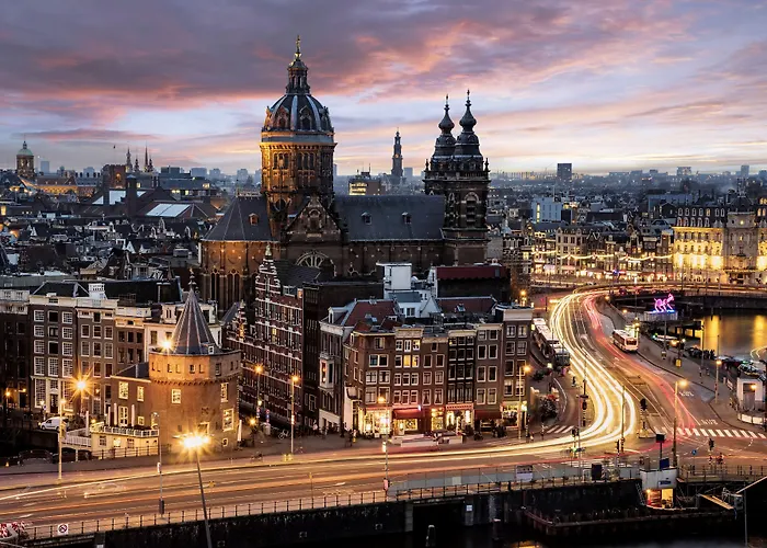 Hotel Doubletree By Hilton Station Amsterdam