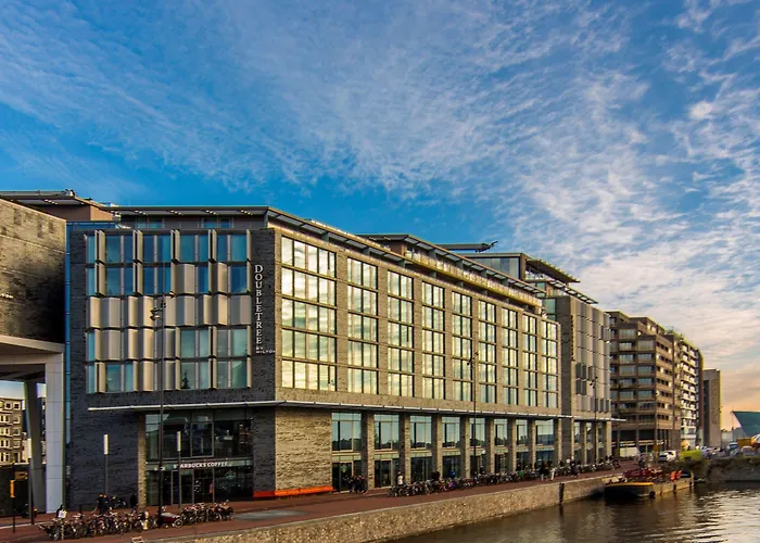 Ξενοδοχείο Doubletree By Hilton Station