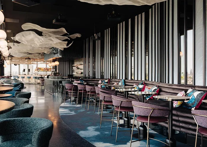 Doubletree By Hilton Station 4*