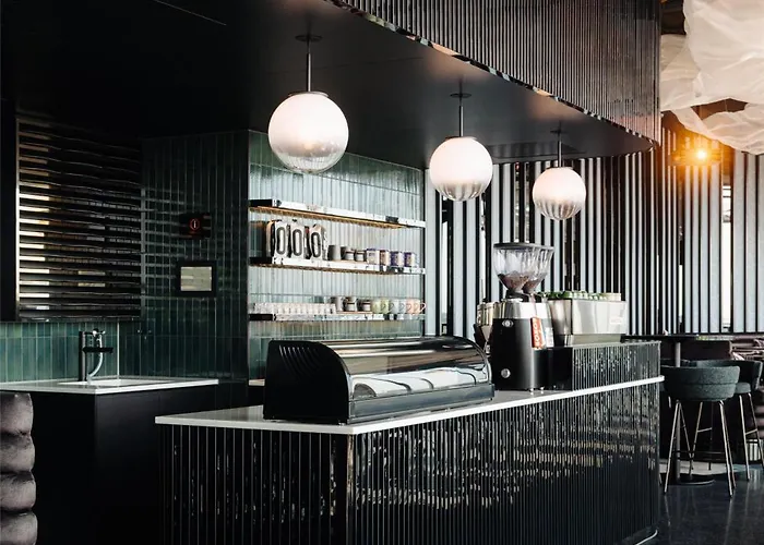 Doubletree By Hilton Station Hotel 4*