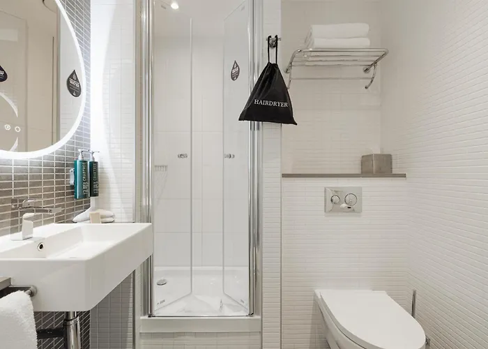 Doubletree By Hilton Station 4*