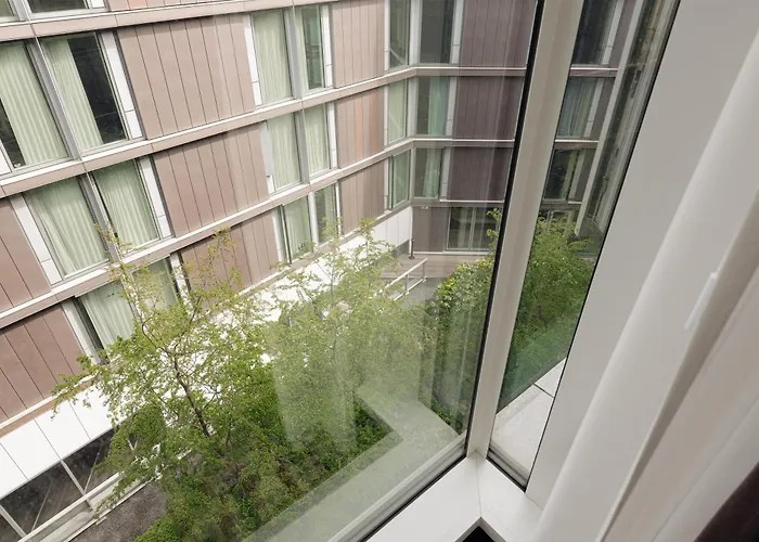 Doubletree By Hilton Station