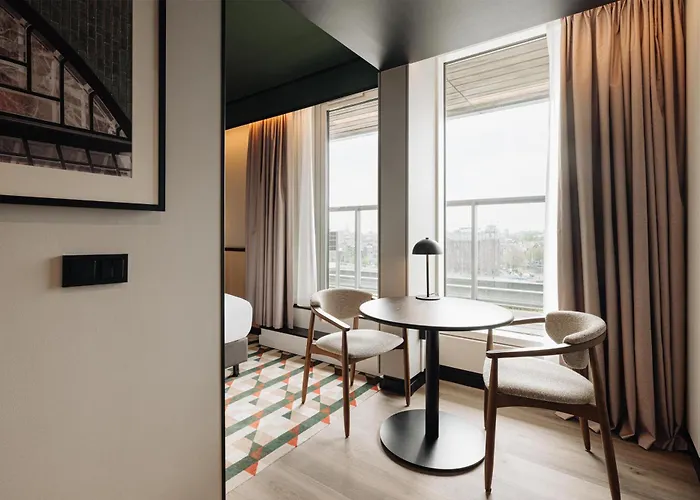 Hotel Doubletree By Hilton Station Amsterdam