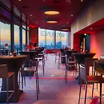 Doubletree By Hilton Station מלון אמסטרדם