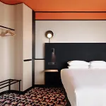 מלון Doubletree By Hilton Station 4*