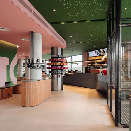 Doubletree By Hilton Station Hotel Amsterdam