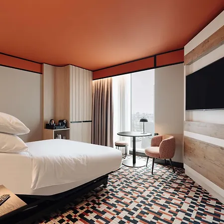 Hotel Doubletree By Hilton Station 4*