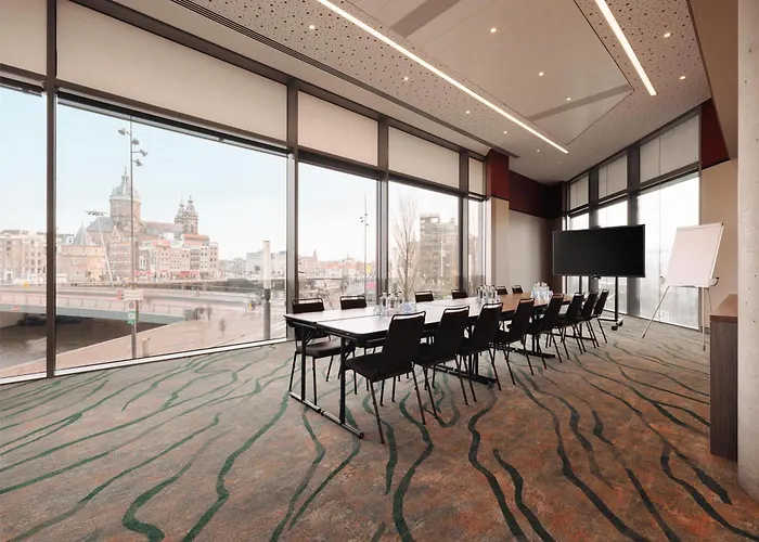 Hotel Doubletree By Hilton Station Amsterdam