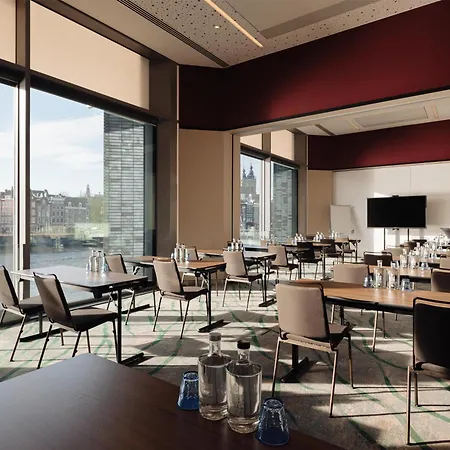 Hotel Doubletree By Hilton Station Amsterdam